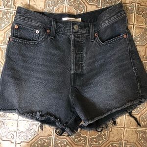 Levi's Shorts - Levi’s Wedgie Fit Shorts Levi's Shorts - Levi’s Wedgie Fit Shorts